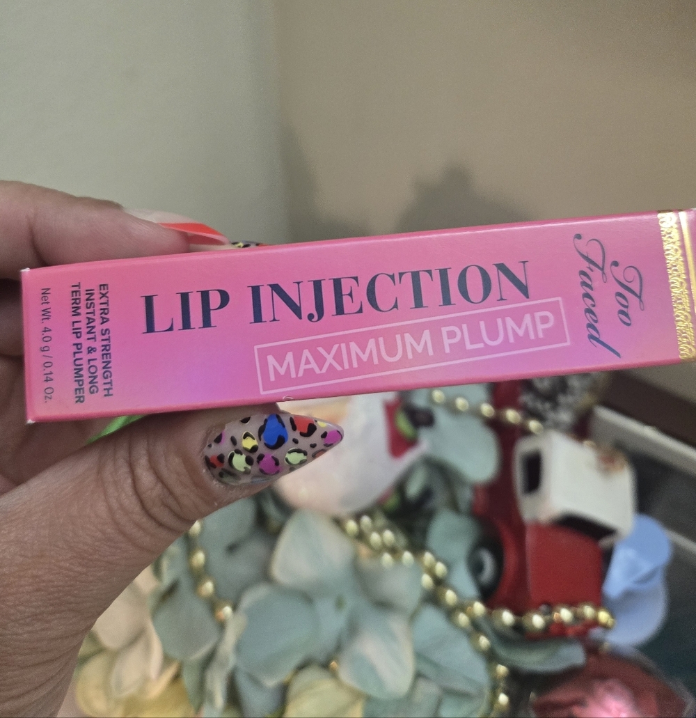 ⛔️SOLD⛔️Too Faced Lip Injection Lip Plumper Yummy Bear NIB - Picture 3 of 4